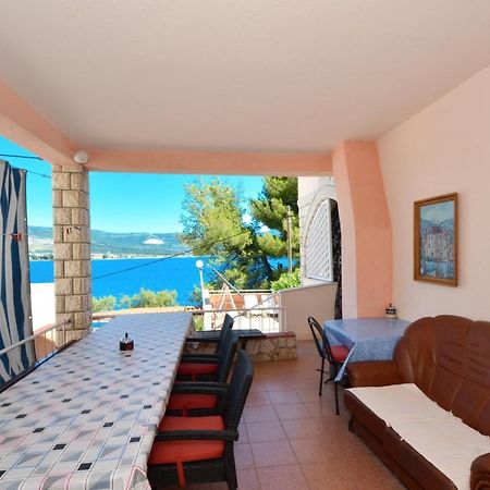 B Apartment With Terrace With The Sea View Trogir Exterior photo