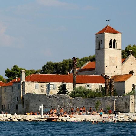 B Apartment With Terrace With The Sea View Trogir Exterior photo